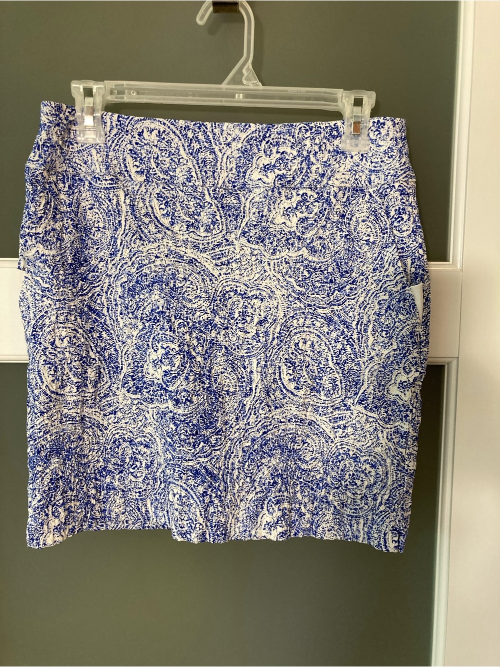 Swing Control Golf Skort - Pretty Blue Print - Size 8